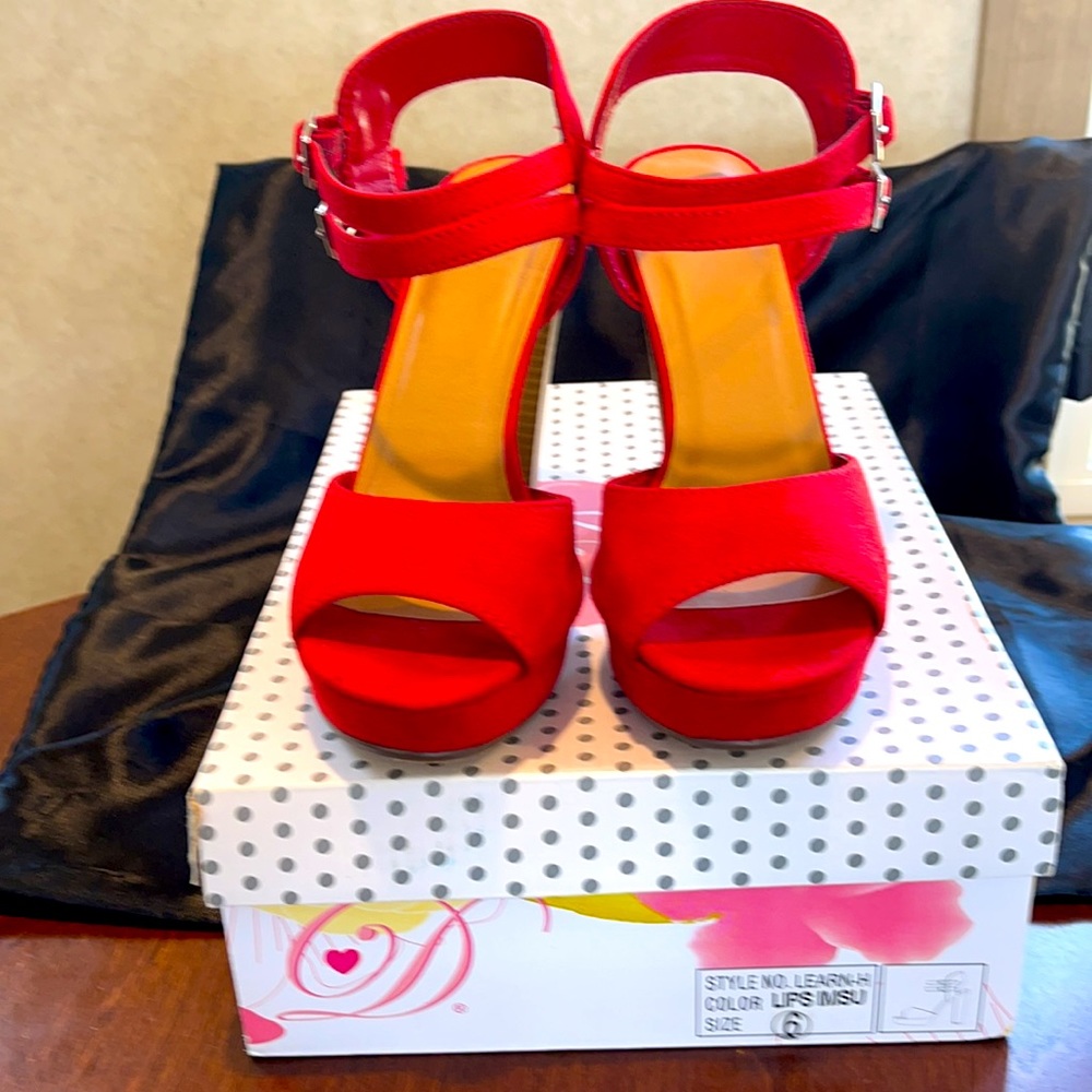 Delicious Red Platform Heels - Picture 3 of 7